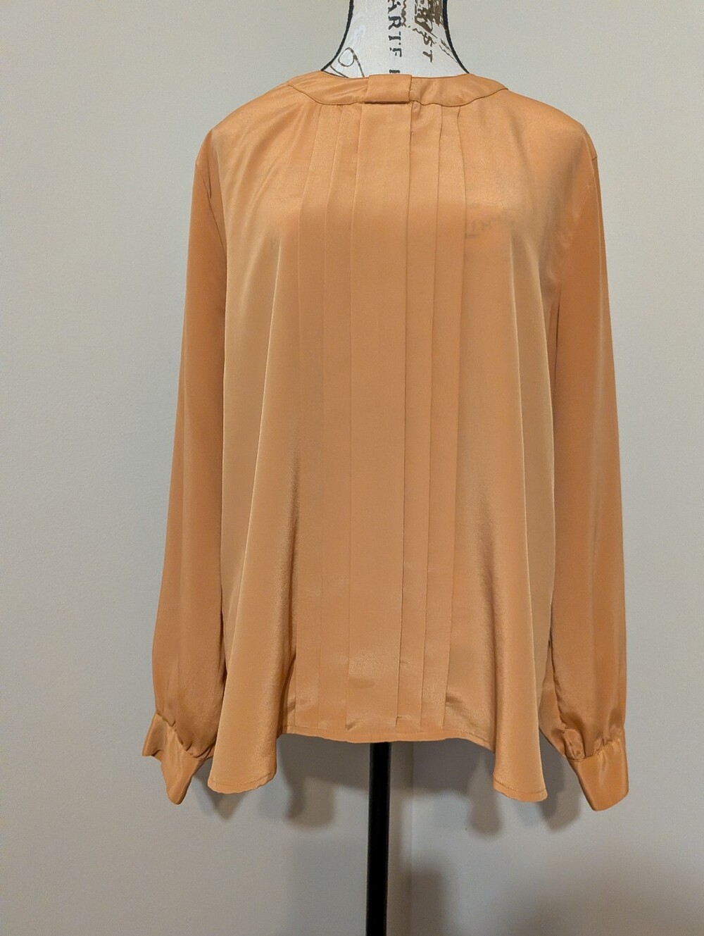 Jordan Women's Mustard Pleated Pullover Satin Longsleeve Blouse Sz 12 Vtg Formal